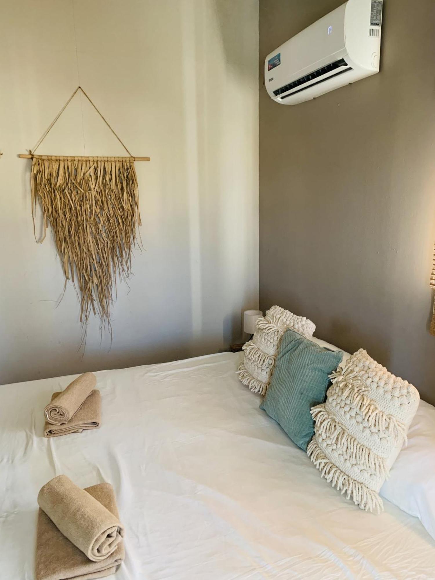 Casa Di Caribe - Beach House Willemstad Exterior photo
